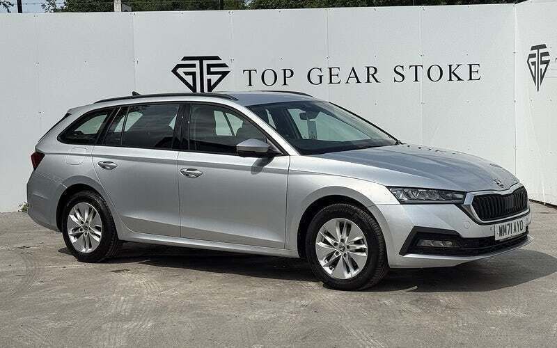 Used 2024 Skoda Octavia SE Technology Estate | £13,495 (Super price) - Image 1/4
