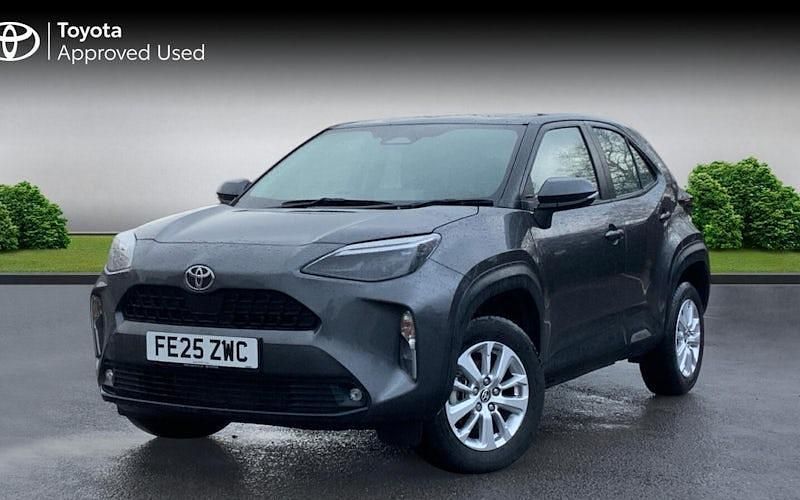 Used Toyota Yaris Hybrid 116 HP (85 kW) 2025 Decuma grey Estate