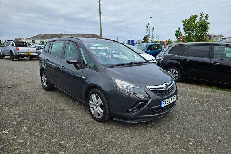 Used 2013 Vauxhall Zafira Tourer MPV | £3,995 (Good price) - Image 1/1