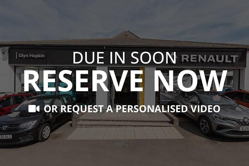 Used Renault Clio V RS Line 2022 White Hatchback