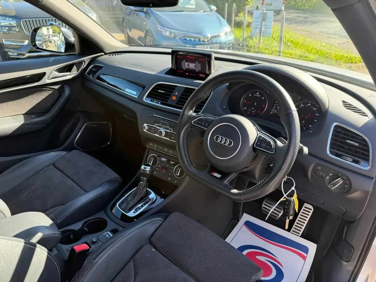 Used Audi Q3 Black Edition 184 HP (135 kW) 2017 Silver SUV
