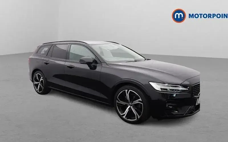 Used Volvo V60 Plus 197 HP (144 kW) 2025 Estate