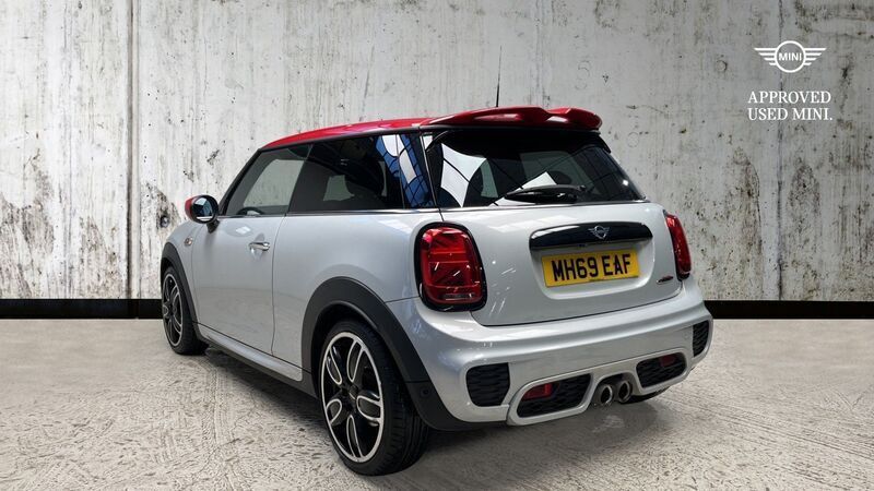 Used Mini John Cooper Works Hatch 228 HP (167 kW) 2020 Silver Hatchback