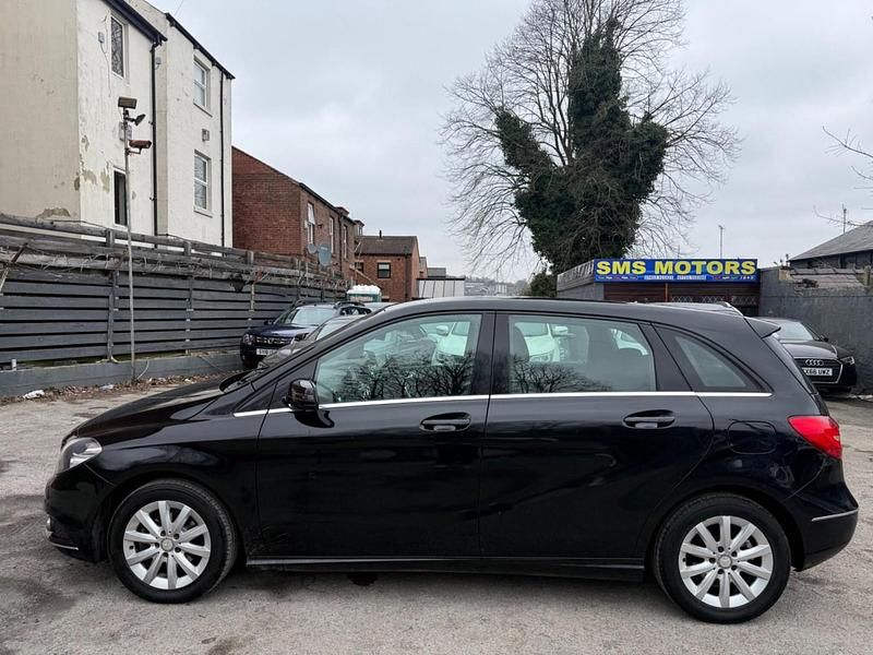 Begagnad Mercedes B180 SE 2013 Svart Minibuss
