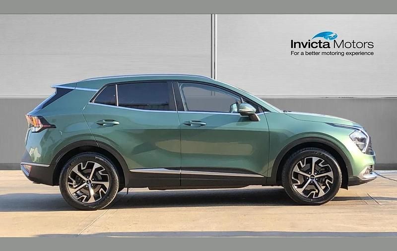 Used Kia Sportage 226 HP (166 kW) 2022 Green SUV