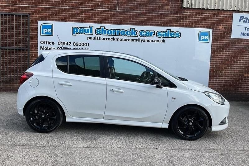White Used 2018 Vauxhall Corsa Edition Hatchback | £4,929 (Fair price) - Image 1/1