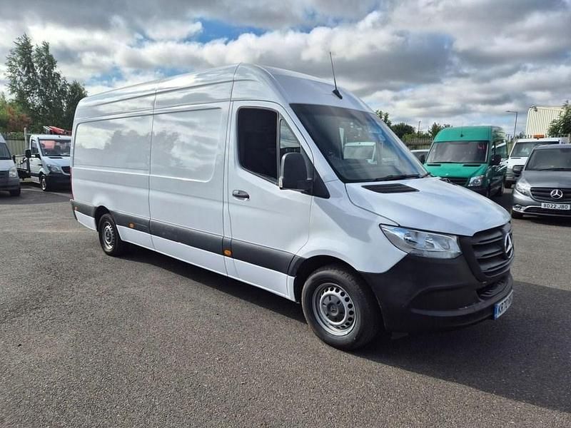 White Used 2020 Mercedes Sprinter Progressive Van | £14,950 (Fair price) - Image 1/4