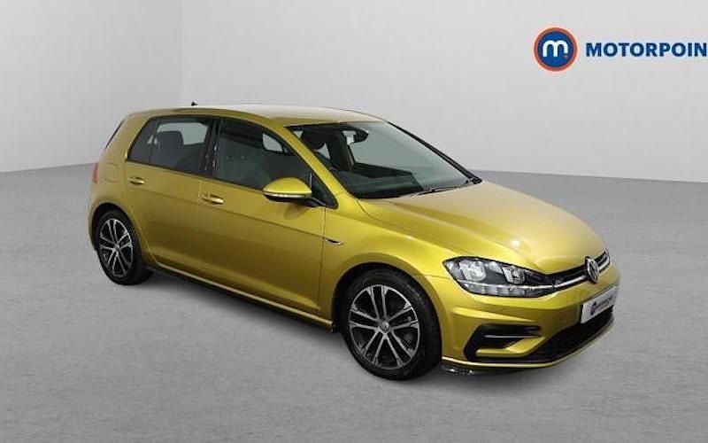 Used VW Golf VII R-line 150 HP (110 kW) 2018 Yellow Hatchback