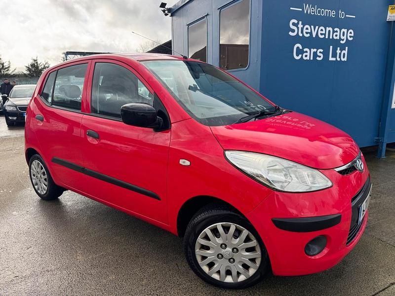 Red Used 2011 Hyundai i10 Classic Hatchback | £1,795 (Good price) - Image 1/4