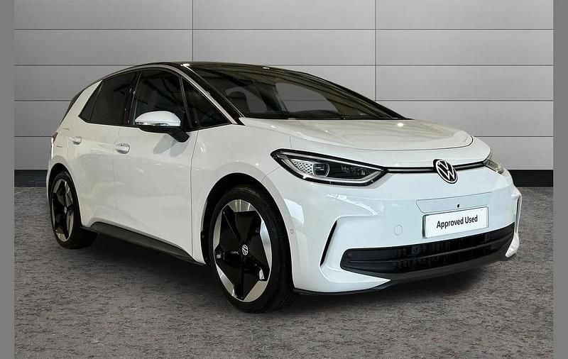 Used VW ID.3 Pro 150 kW (204 HP) 2023 White Hatchback