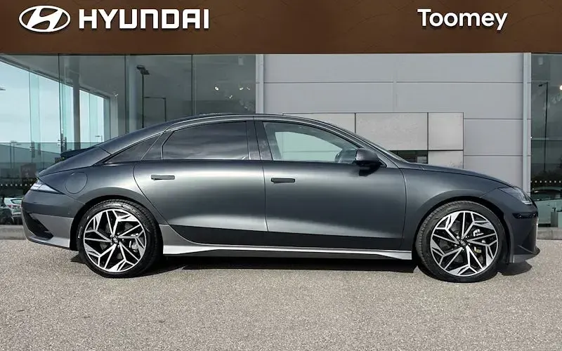 Used Hyundai Ioniq 6 Ultimate 167 kW (228 HP) 2025 Sedan