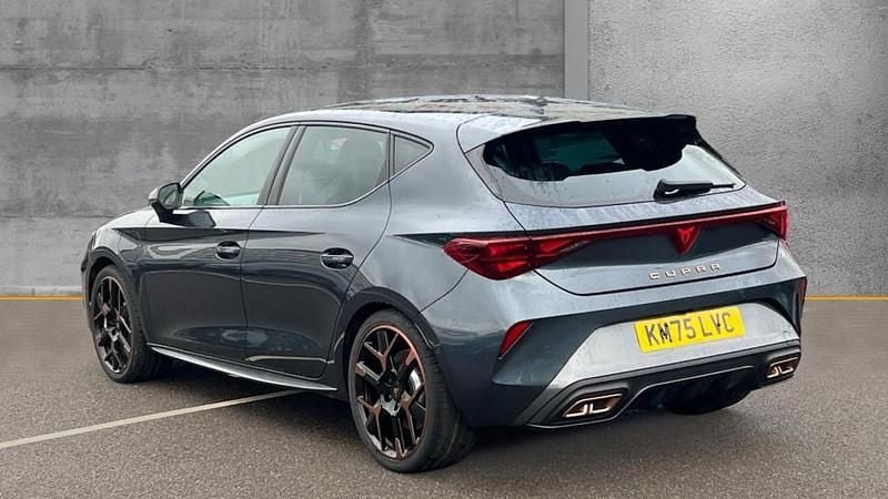 New Cupra Leon VZ3 272 HP (200 kW) 2025 Magnetic tech grey