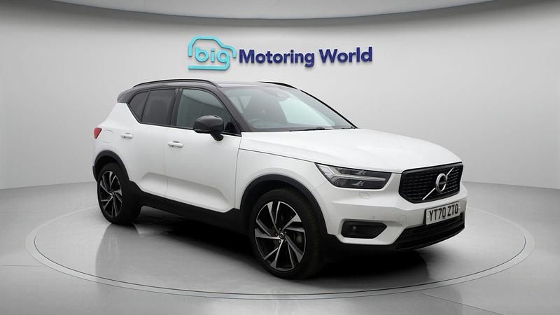White Used 2020 Volvo XC40 R-Design Pro SUV | £23,100 (Super price) - Image 1/4