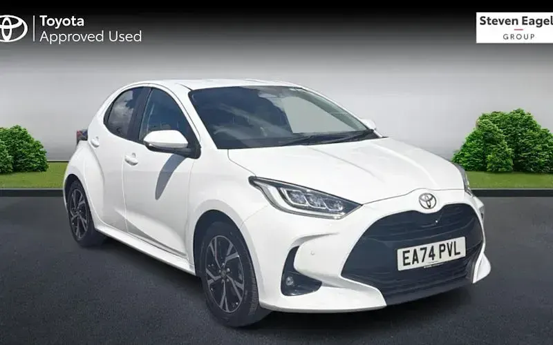 Used Toyota Yaris Design 116 HP (85 kW) 2024 Hatchback