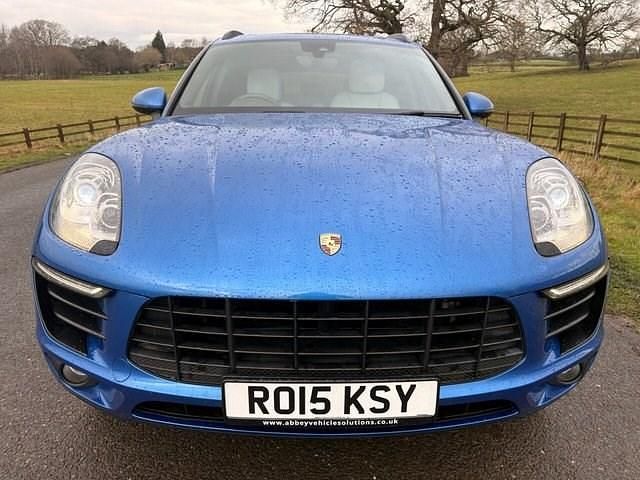 Used Porsche Macan 258 HP (189 kW) 2015 Blue SUV
