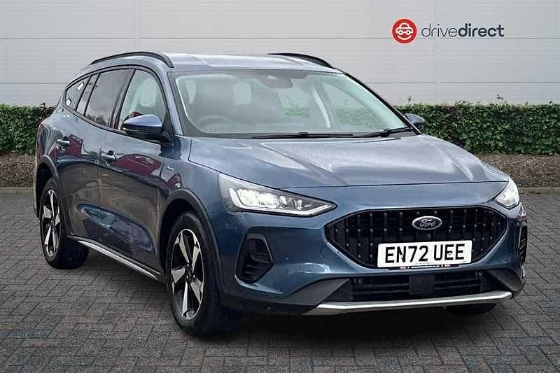 Used Ford Focus Active 155 HP (114 kW) 2023 Blue Estate