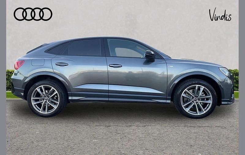 Used Audi Q3 Black Edition 187 HP (137 kW) 2023 Grey SUV