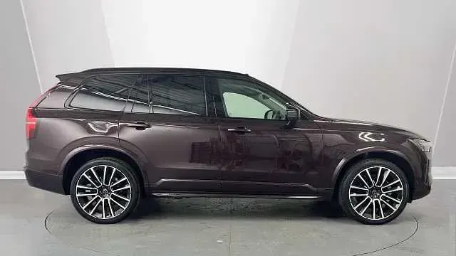 Used Volvo XC90 Ultra 247 HP (181 kW) 2025 Red SUV