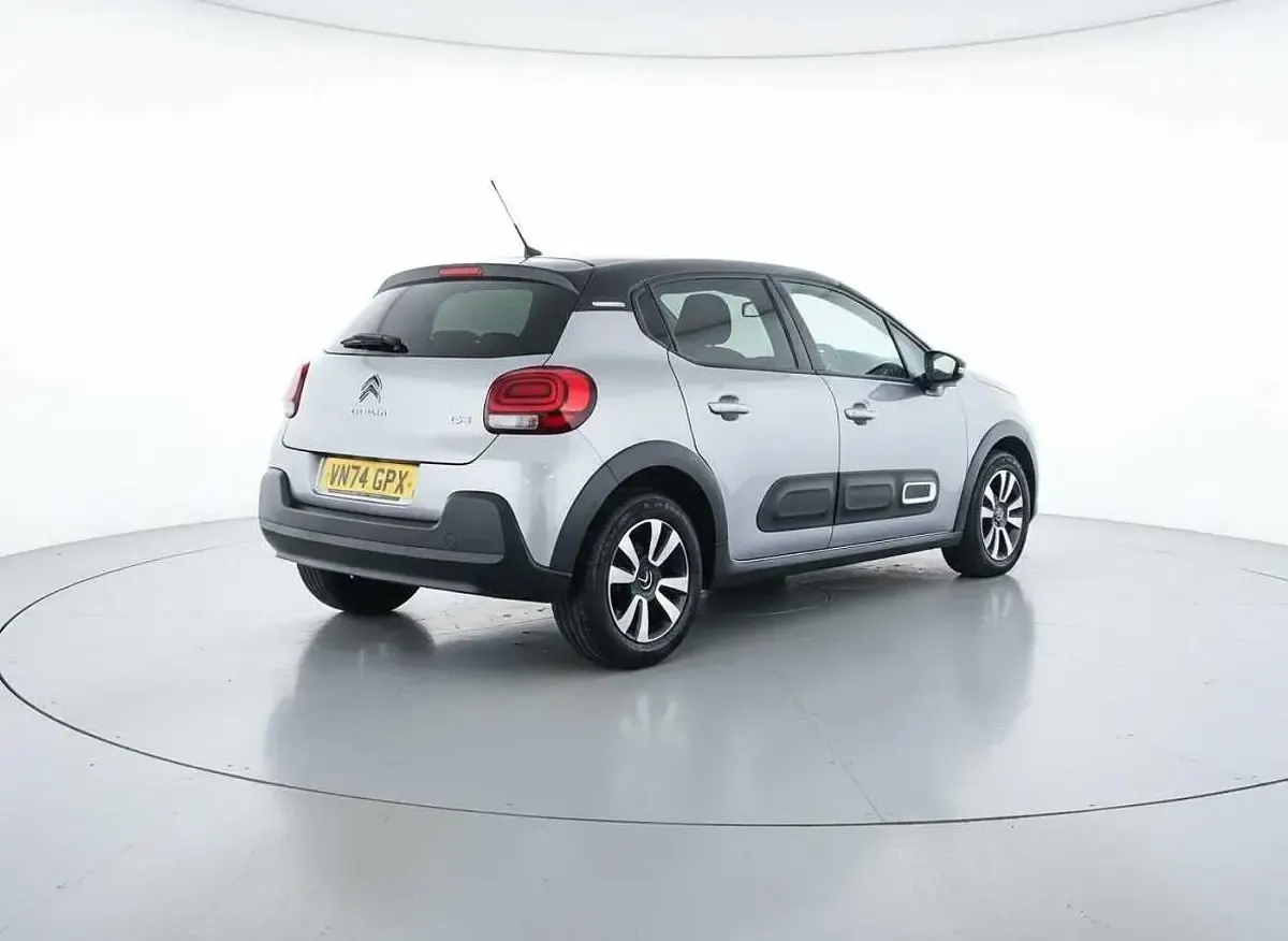 Usado Citroën C3 PureTech 83 HP (61 kW) 2024 Cinzento Citadino
