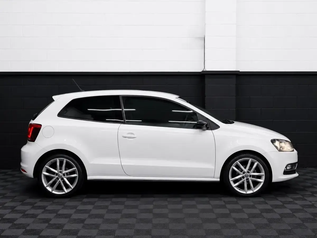 Used VW Polo Design 2015 White Hatchback