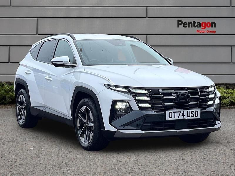 White Used 2025 Hyundai Tucson Premium SUV | £23,895 (Super price) - Image 1/4