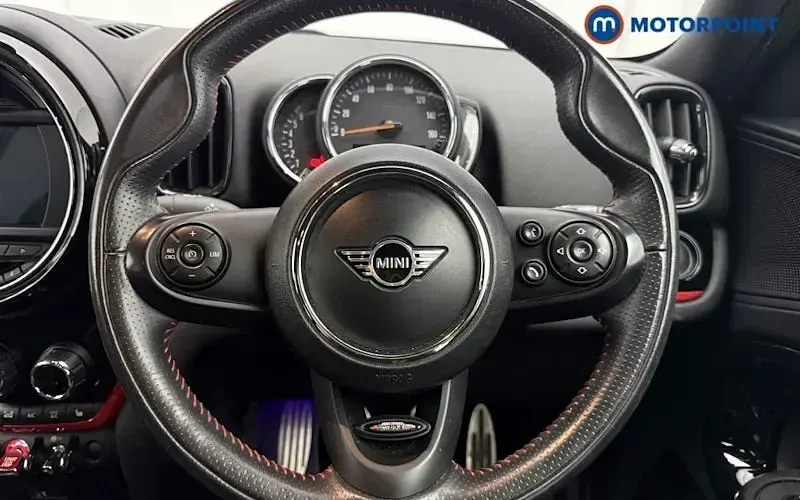 Used Mini Cooper S Countryman Sport 192 HP (141 kW) 2019 White SUV