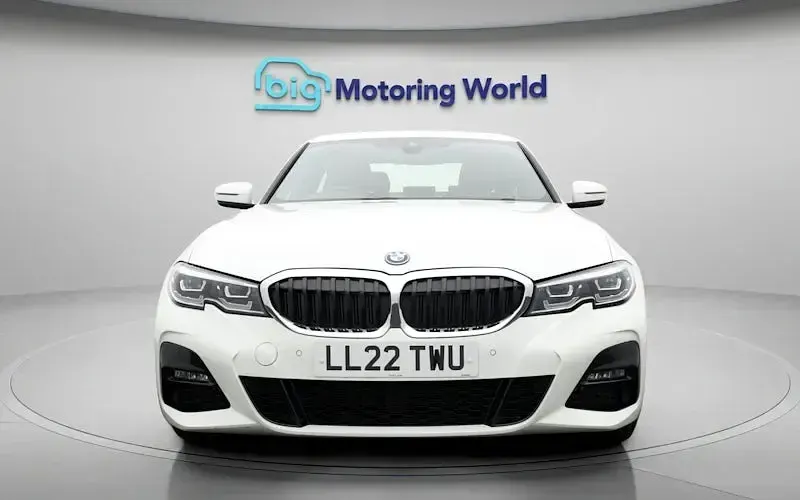 Used BMW 330e M Sport 292 HP (214 kW) 2022 White Sedan