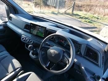 New Renault Master 2025 White MPV