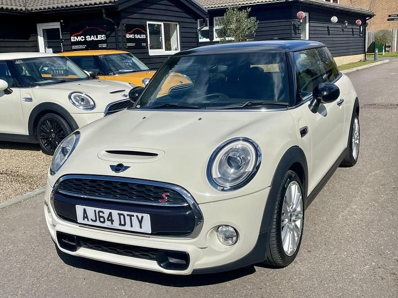 Used Mini Cooper SD Hatch 2014 White Hatchback