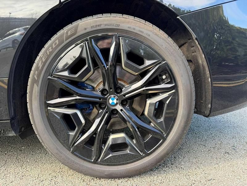 Used BMW iX M Sport 300 kW (408 HP) 2025 Black SUV