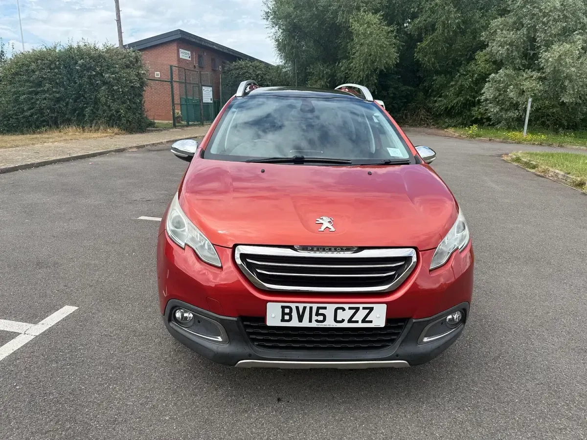 Used Peugeot 2008 S 120 HP (88 kW) 2015 Red SUV