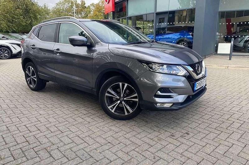 Grey Used 2019 Nissan Qashqai N-Connecta SUV | £14,990 (Fair price) - Image 1/4