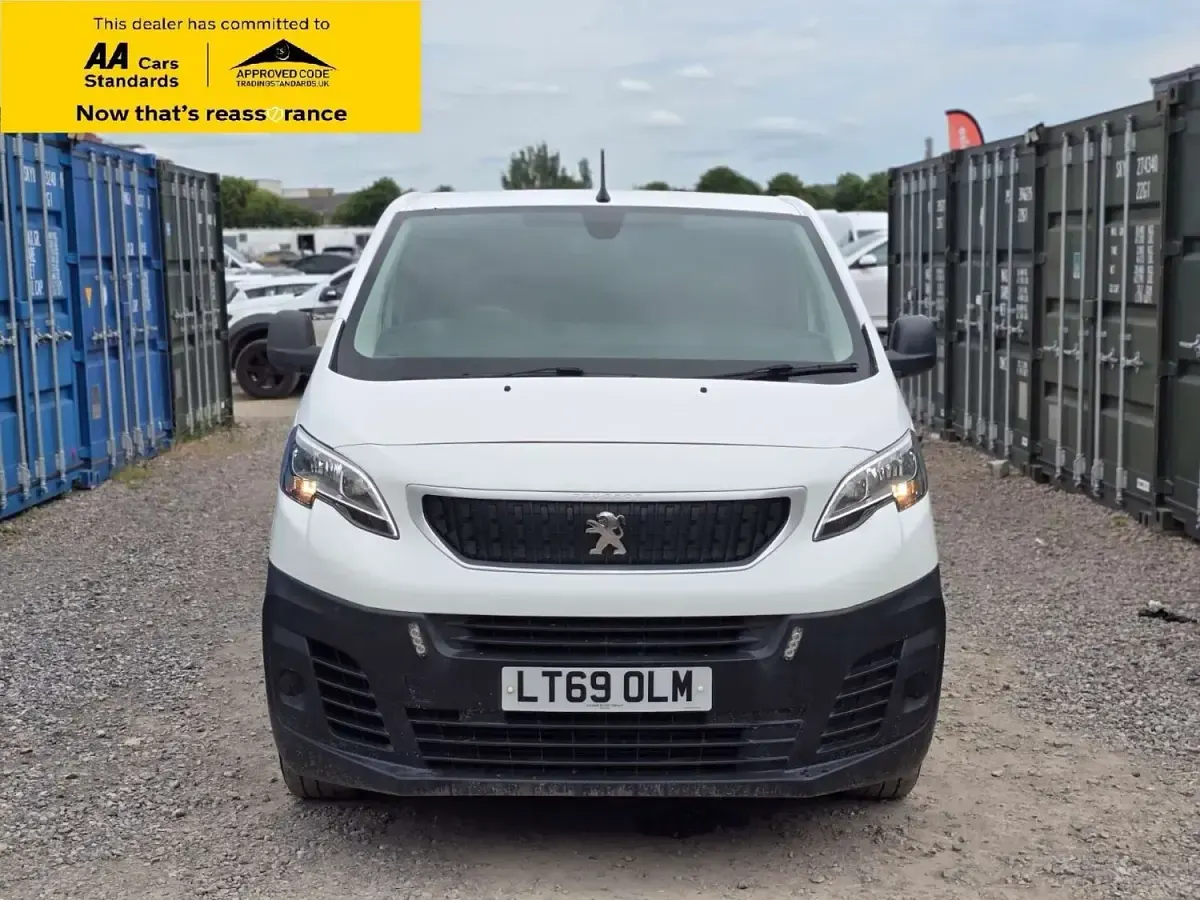 Used Peugeot Expert 2019 White Van