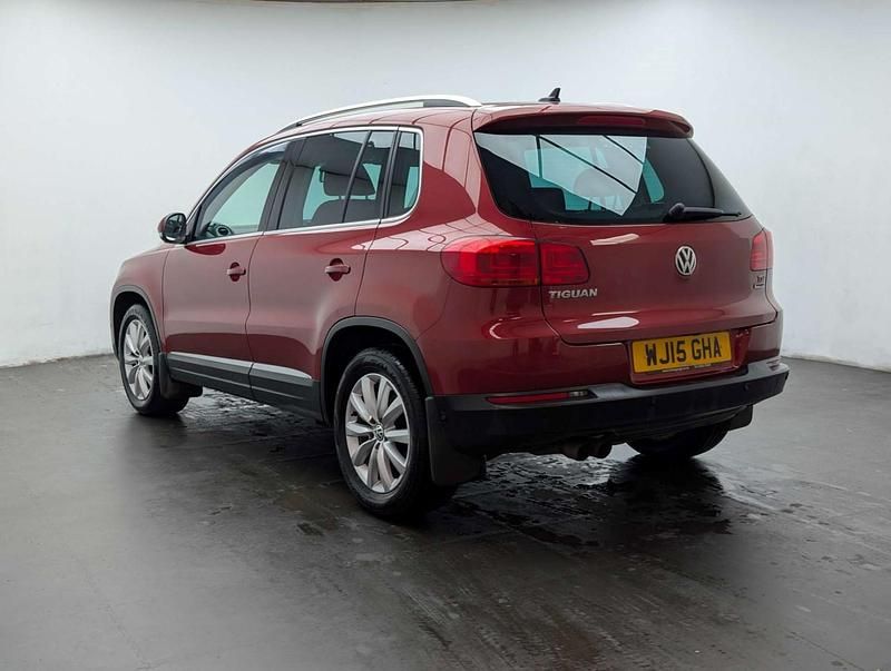 Used VW Tiguan Match 160 HP (117 kW) 2015 Red SUV