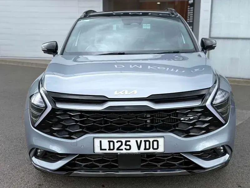 Used Kia Sportage GT-Line S 136 HP (100 kW) 2025 Silver SUV