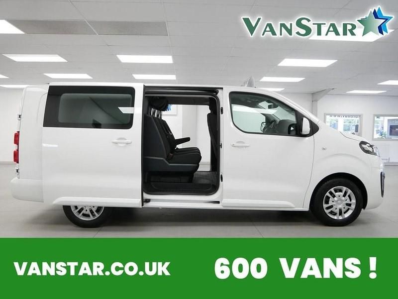 White Used 2021 Vauxhall Vivaro Sportive Van | £18,489 - Image 1/4
