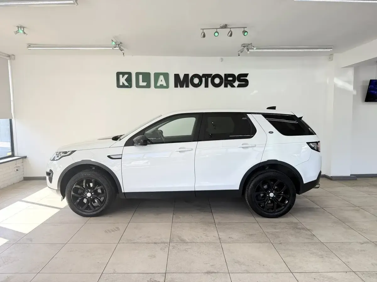 Używany Land Rover Discovery Sport Pure 2017 Biały SUV