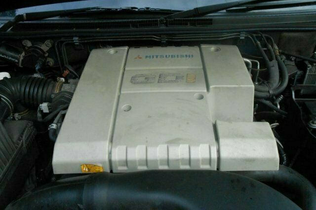 Used Mitsubishi Shogun 200 HP (147 kW) 2001 SUV