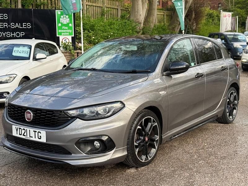 Used Fiat Tipo S 95 HP (69 kW) 2021 Brown Hatchback