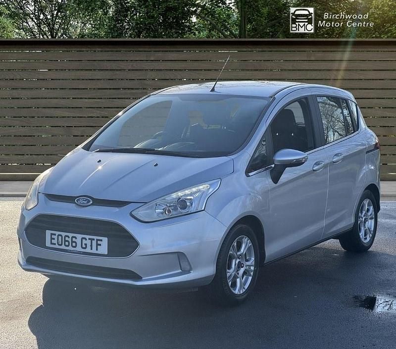 Used Ford B-MAX Zetec 105 HP (77 kW) 2016 Silver MPV