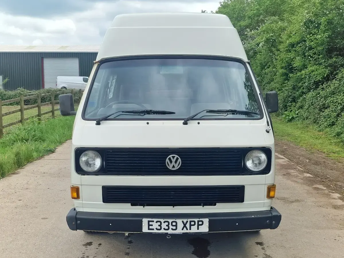 Used VW Caravelle 78 HP (57 kW) 1987 White MPV
