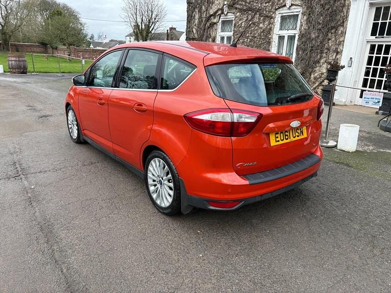 Used Ford C-MAX Titanium 115 HP (84 kW) 2011 Red MPV