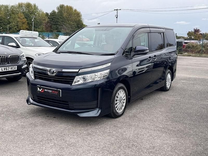 Used Toyota Voxy 2024 Blue MPV