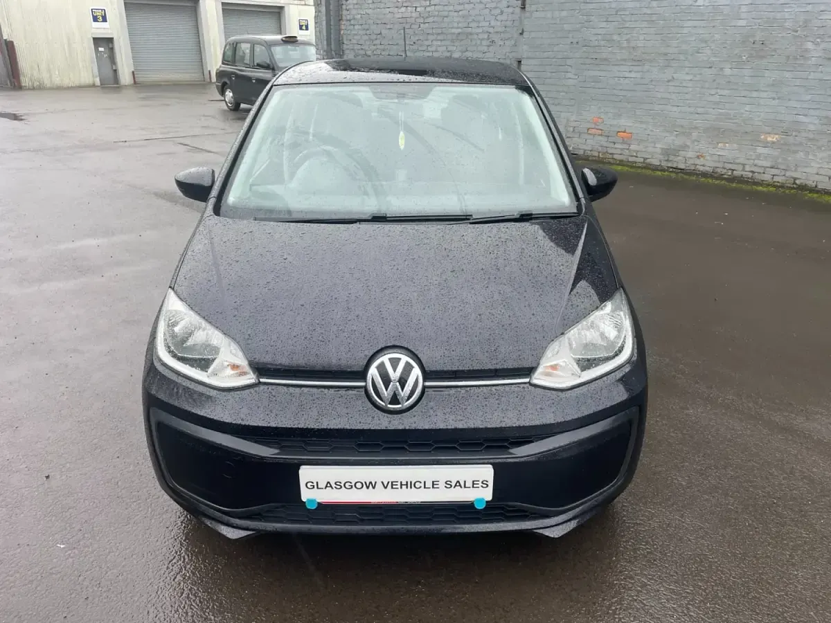 Usado VW up! move up! 60 CV (44 kW) 2018 Negro Utilitario