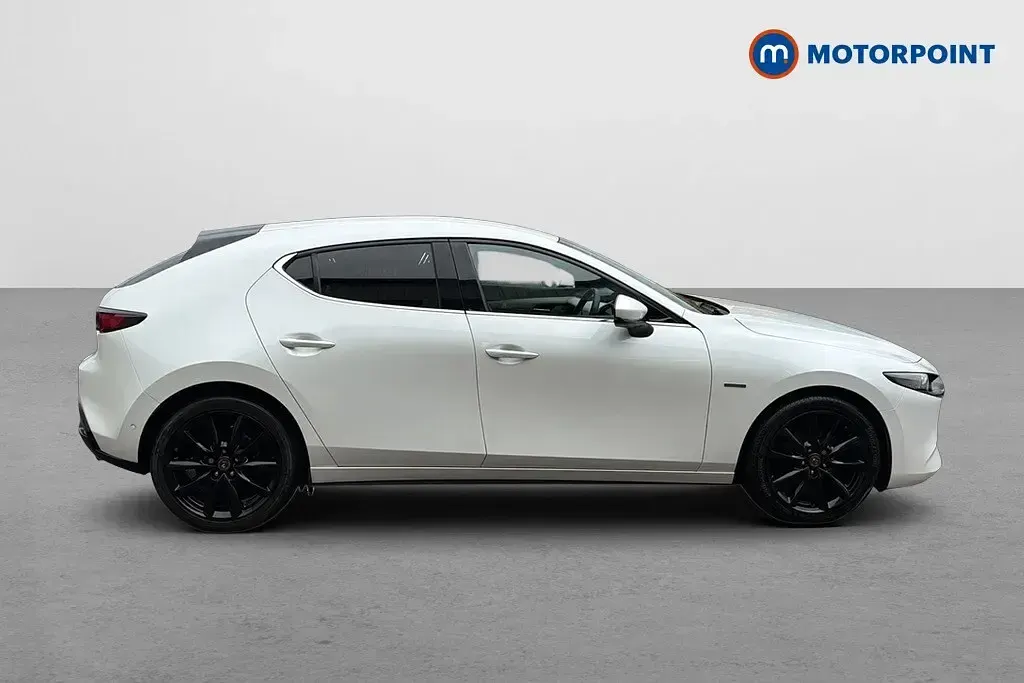 Used Mazda 3 Edition 179 HP (131 kW) 2020 White Hatchback