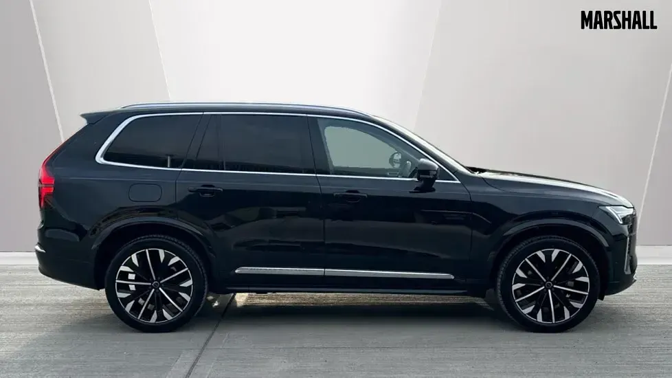 Usado Volvo XC90 Ultra 250 HP (183 kW) 2025 Preto SUV