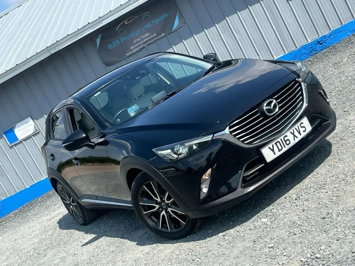 Used Mazda CX-3 Inclusive 150 HP (110 kW) 2016 Black SUV