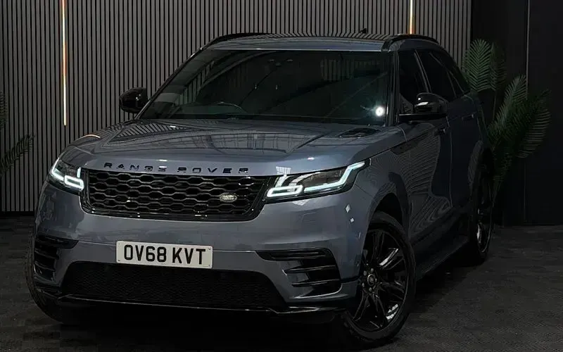Used Land Rover Range Rover Velar SE Dynamic 179 HP (131 kW) 2020 Blue SUV