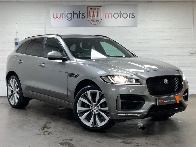 Silver Used 2017 Jaguar F-Pace R-Sport SUV | £18,995 (Fair price) - Image 1/3