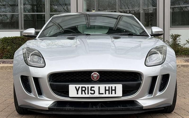Used Jaguar F-Type Supercharged 380 HP (279 kW) 2015 Silver Coupe